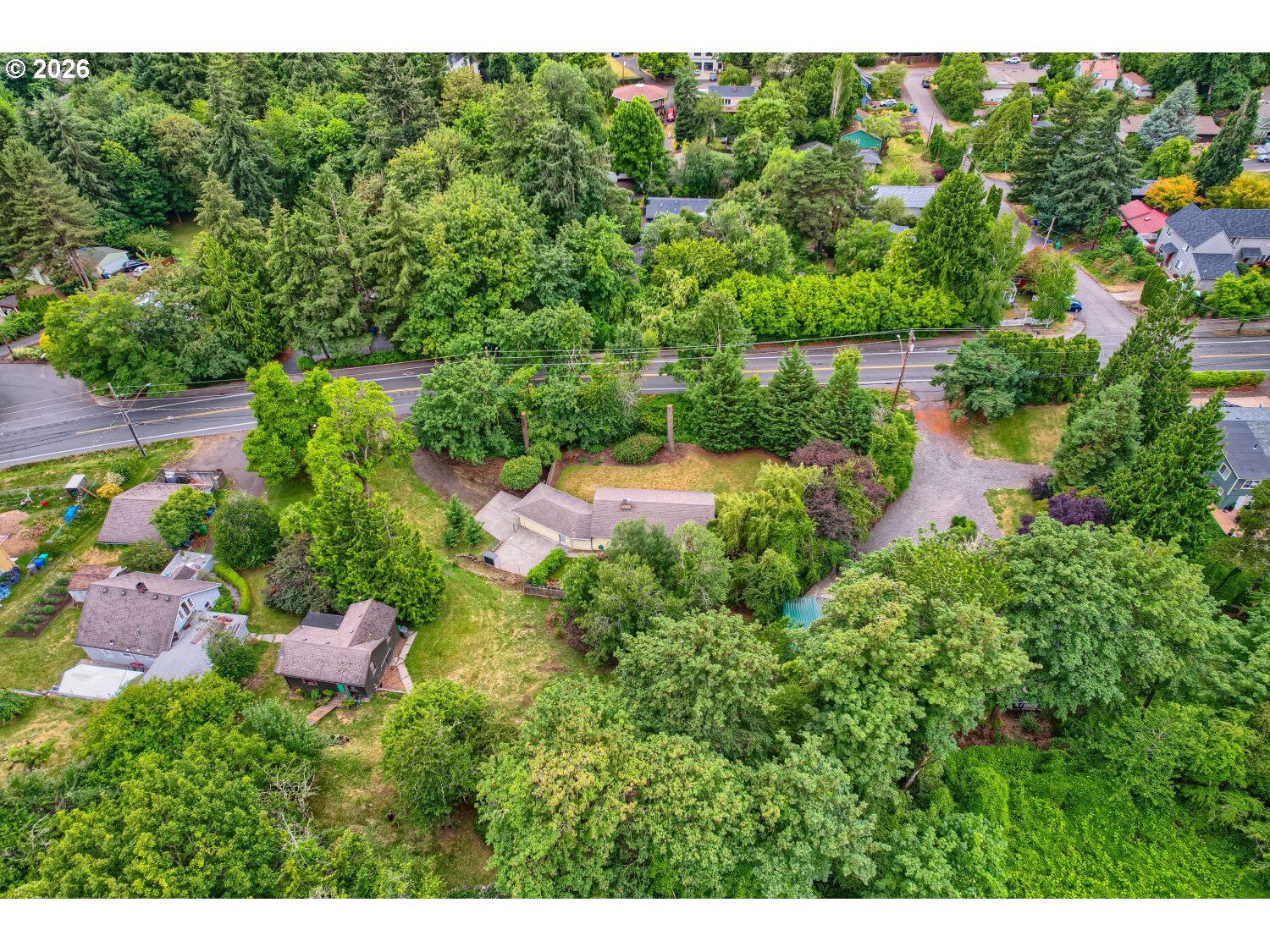9314 Southwest Terwilliger Boulevard Portland, OR 97219 - Photo 22 of 27