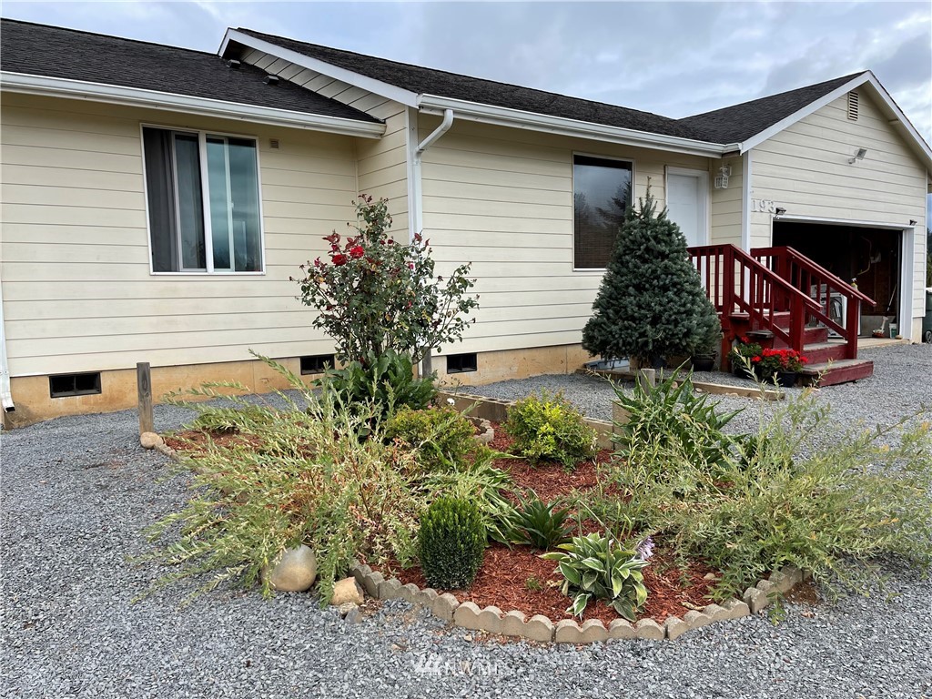 193 Schoolhouse Road Winlock, WA 98596 - Photo 1 of 27