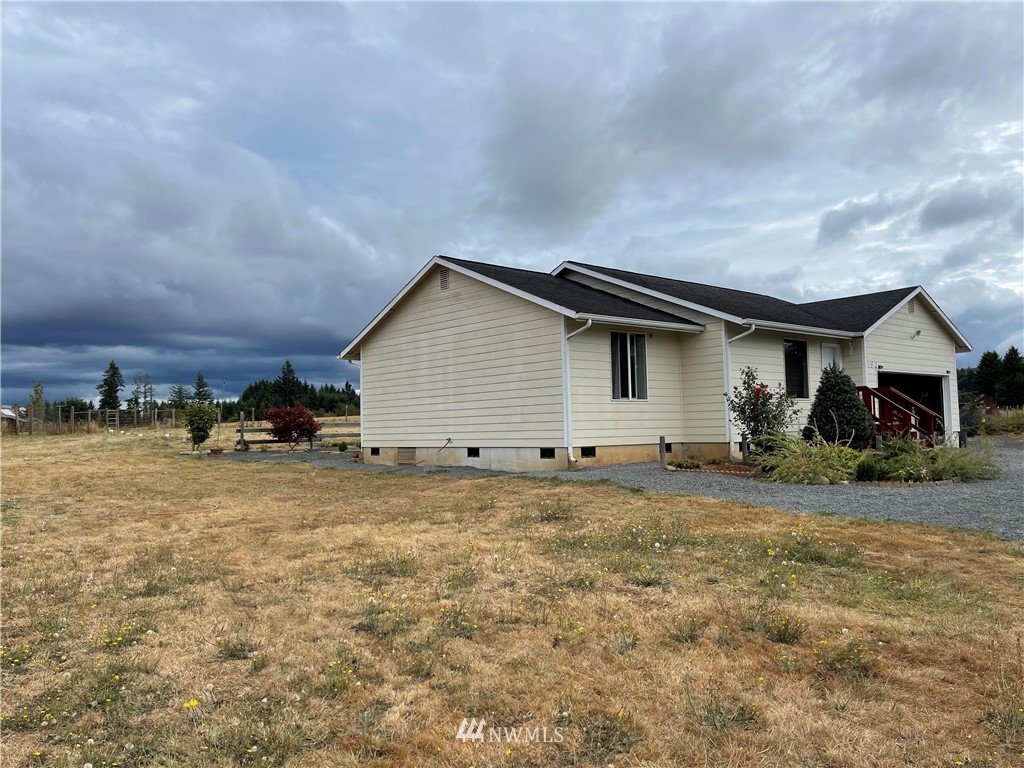 193 Schoolhouse Road Winlock, WA 98596 - Photo 3 of 27