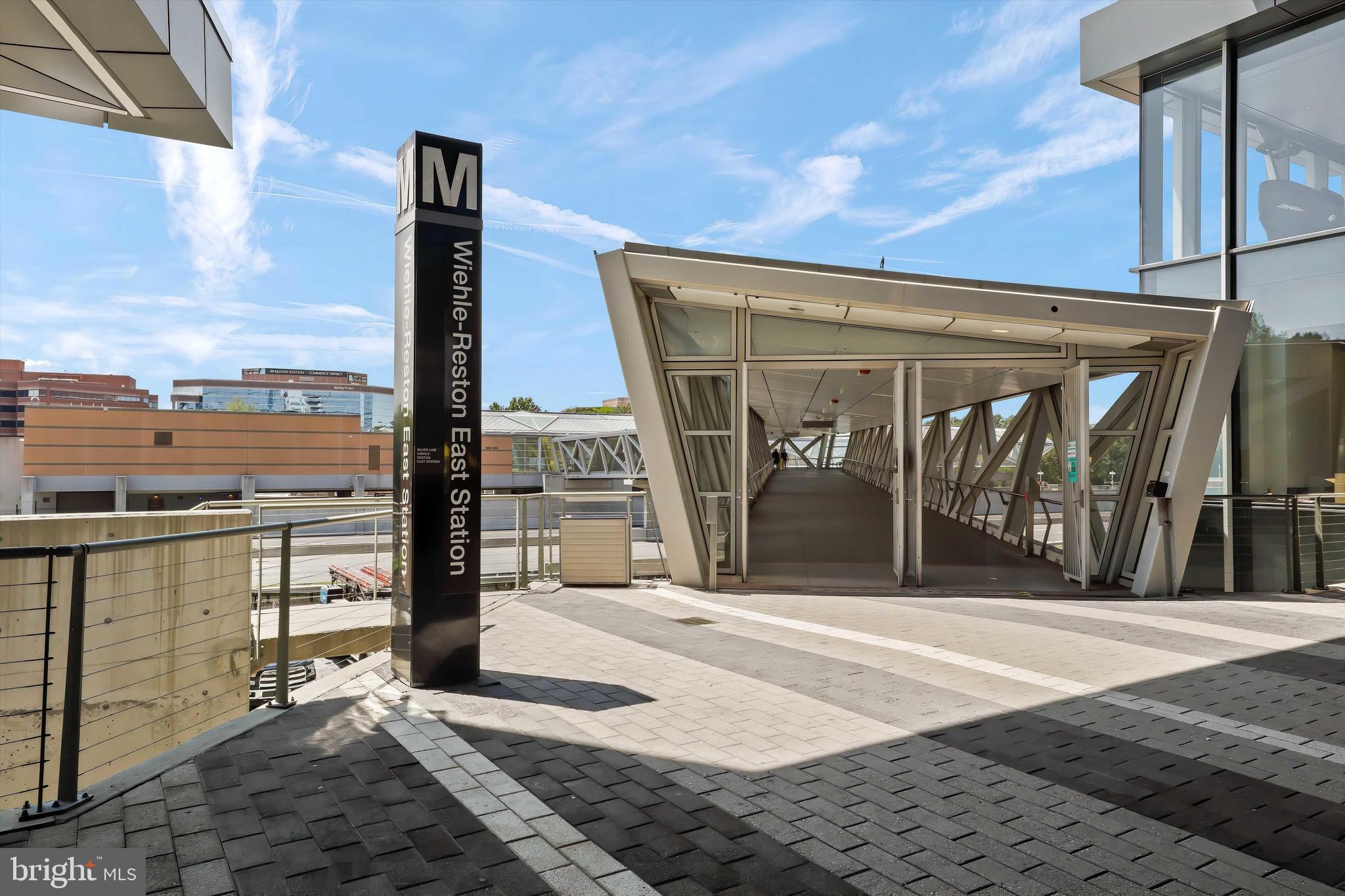 2408 Wanda Way Reston, VA 20191 - Photo 40 of 45 a view of a balcony with couch