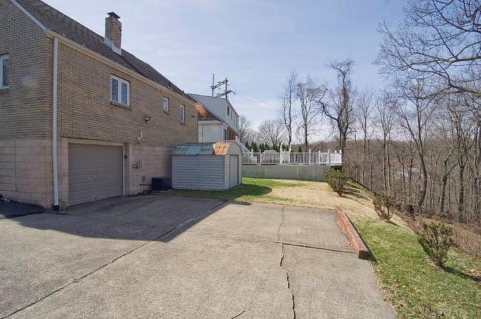 5006 Glenhurst Road Pittsburgh, PA 15207 - Photo 20 of 20 EXTERIOR BACK