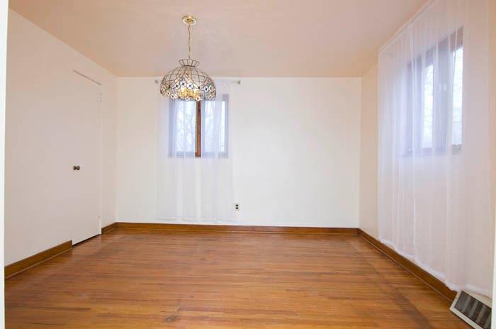5006 Glenhurst Road Pittsburgh, PA 15207 - Photo 6 of 20 DINING ROOM VIEW