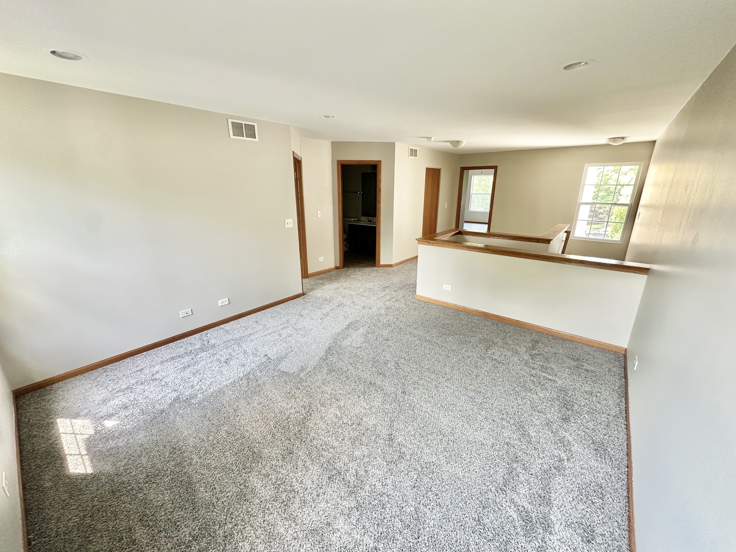 1911 Crestview Circle Romeoville, IL 60446 - Photo 14 of 25 Gallery Image 14