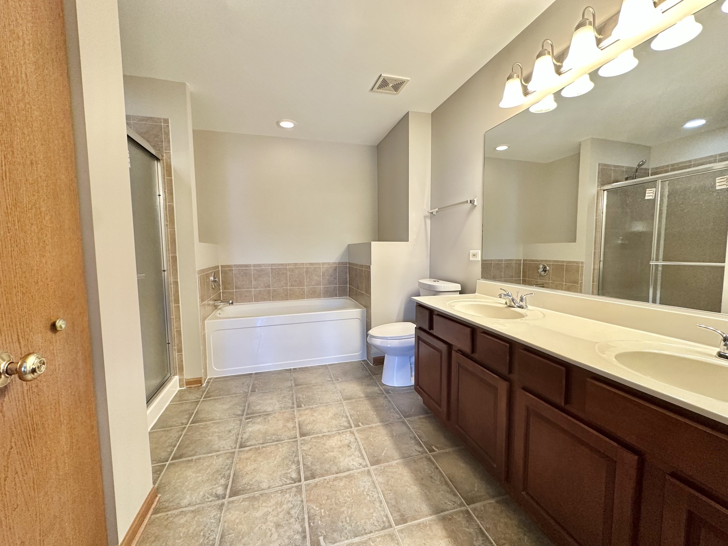 1911 Crestview Circle Romeoville, IL 60446 - Photo 19 of 25 Gallery Image 19