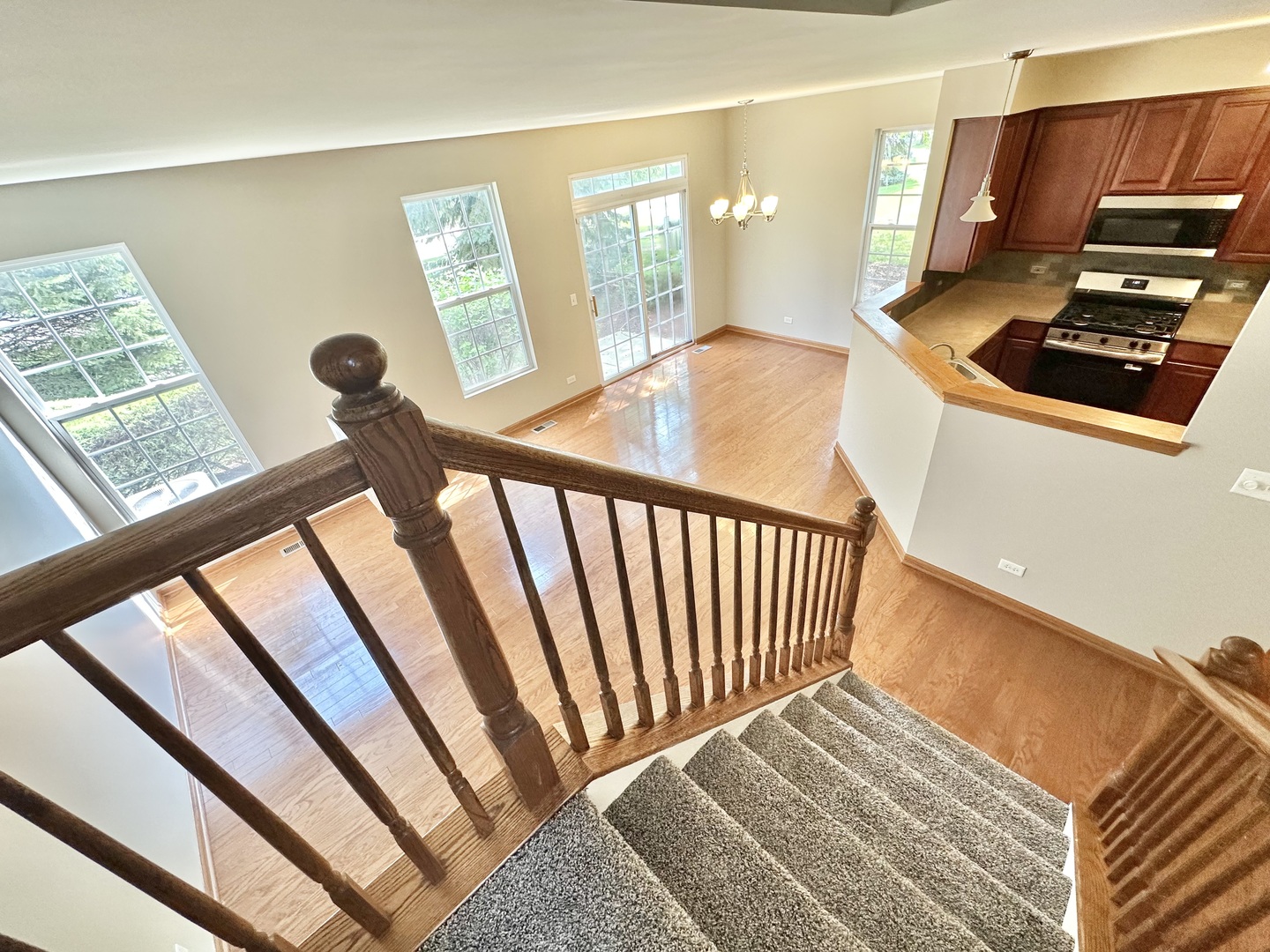 1911 Crestview Circle Romeoville, IL 60446 - Photo 10 of 25 Gallery Image 10