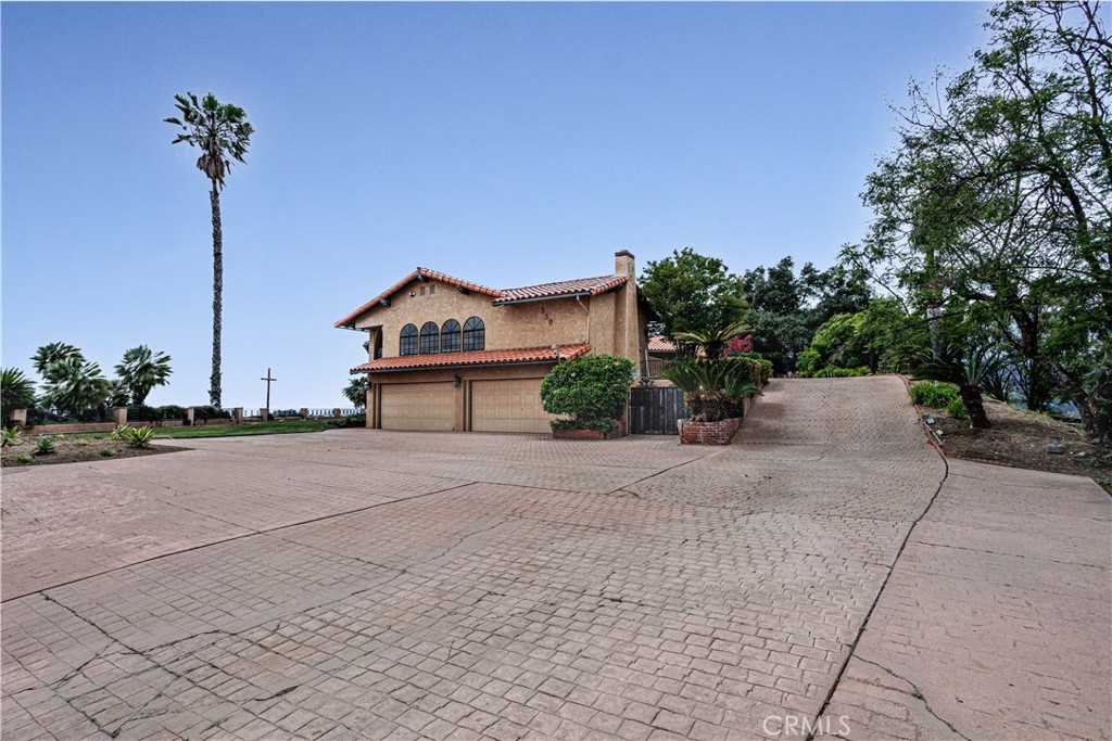 350 Roughrider Road La Verne, CA 91750 - Photo 25 of 55 Will never run out of parking space!