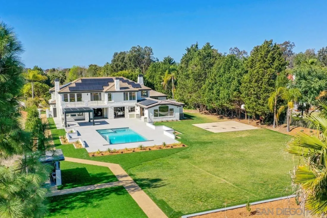 14339 Rancho Santa Fe Lakes Drive Rancho Santa Fe, CA 92067 - Photo 4 of 56 Gallery Image 4