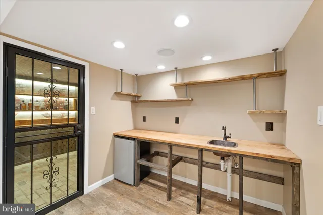 a view of front door with outdoor space