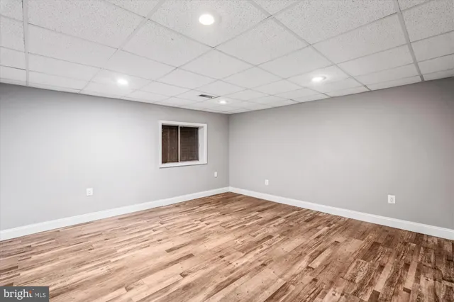 a view of empty room