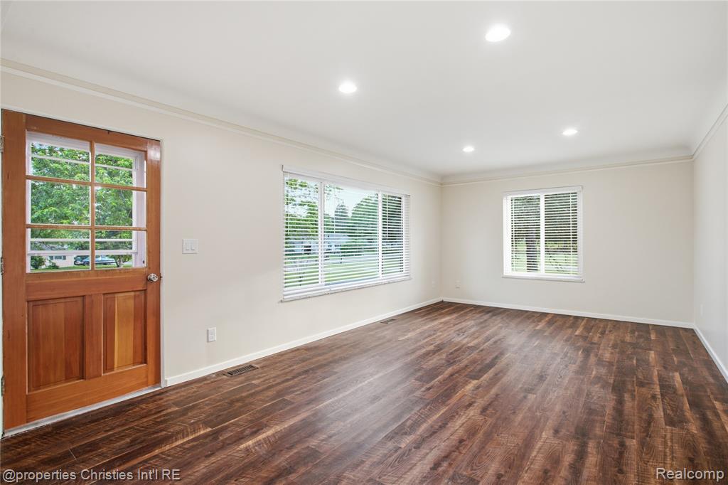 3851 Judd Road Milan, MI 48160 - Photo 6 of 41
