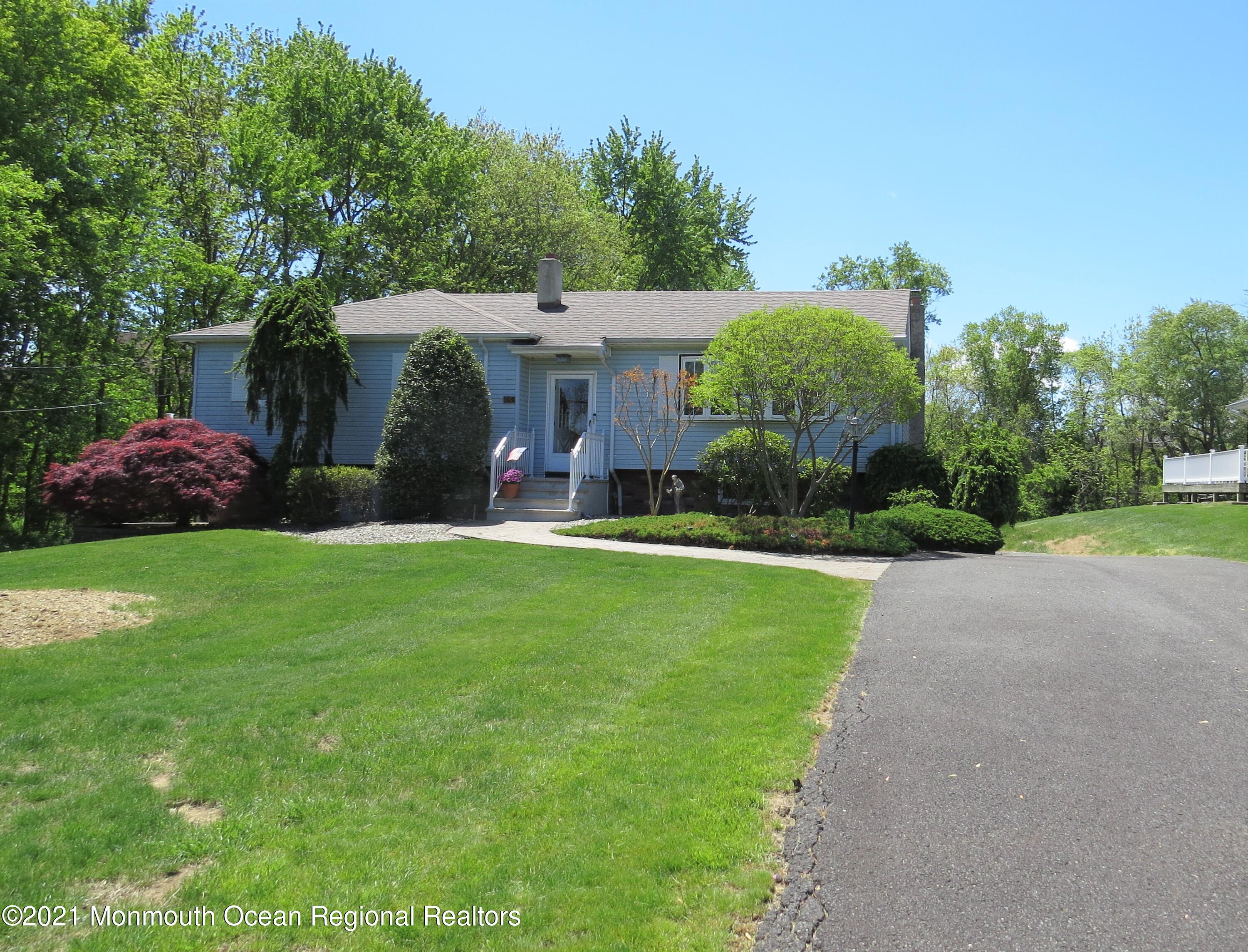 430 East Freehold Road Freehold, NJ 07728 - Photo 2 of 32 002