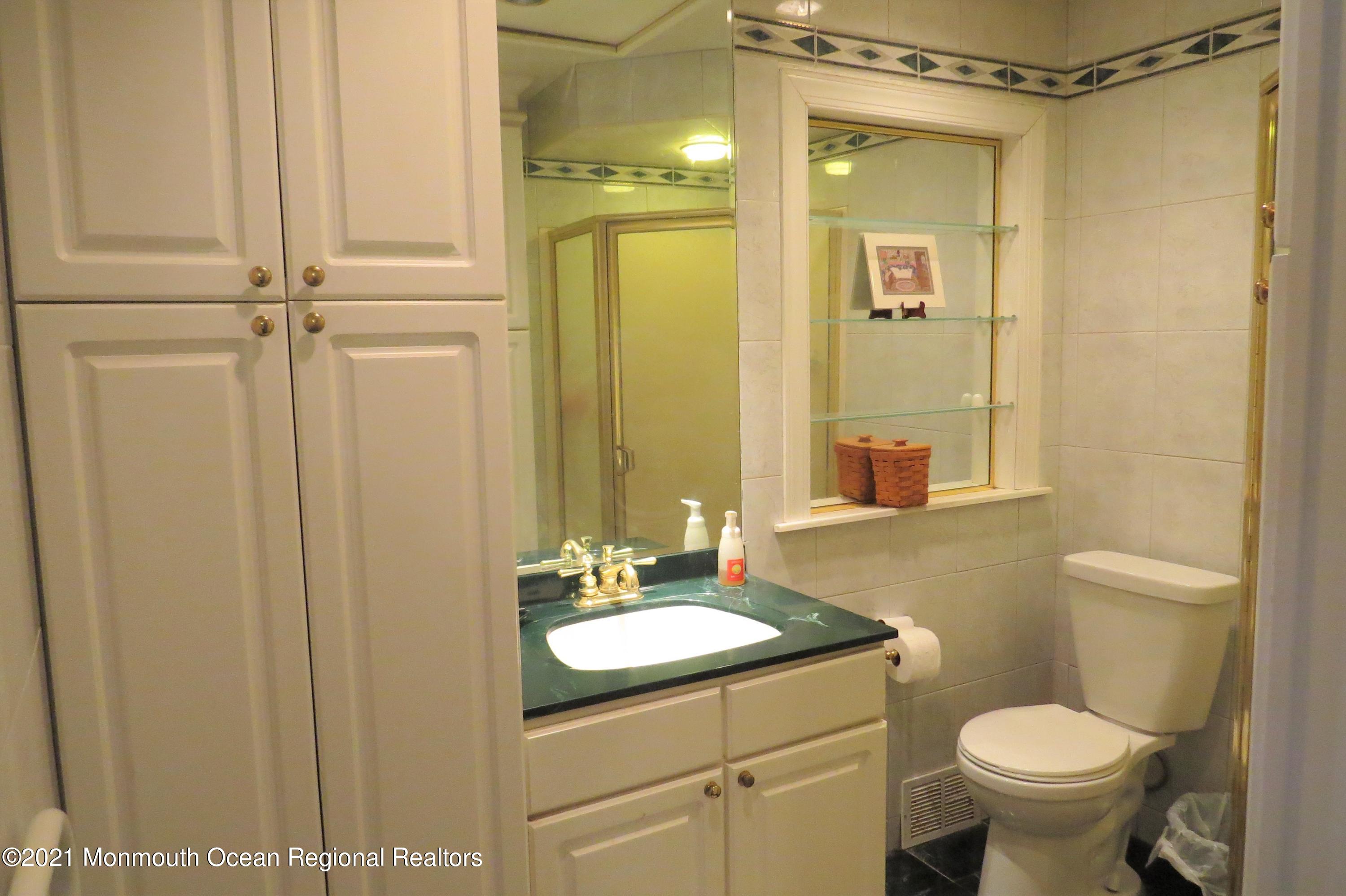 430 East Freehold Road Freehold, NJ 07728 - Photo 18 of 32 016