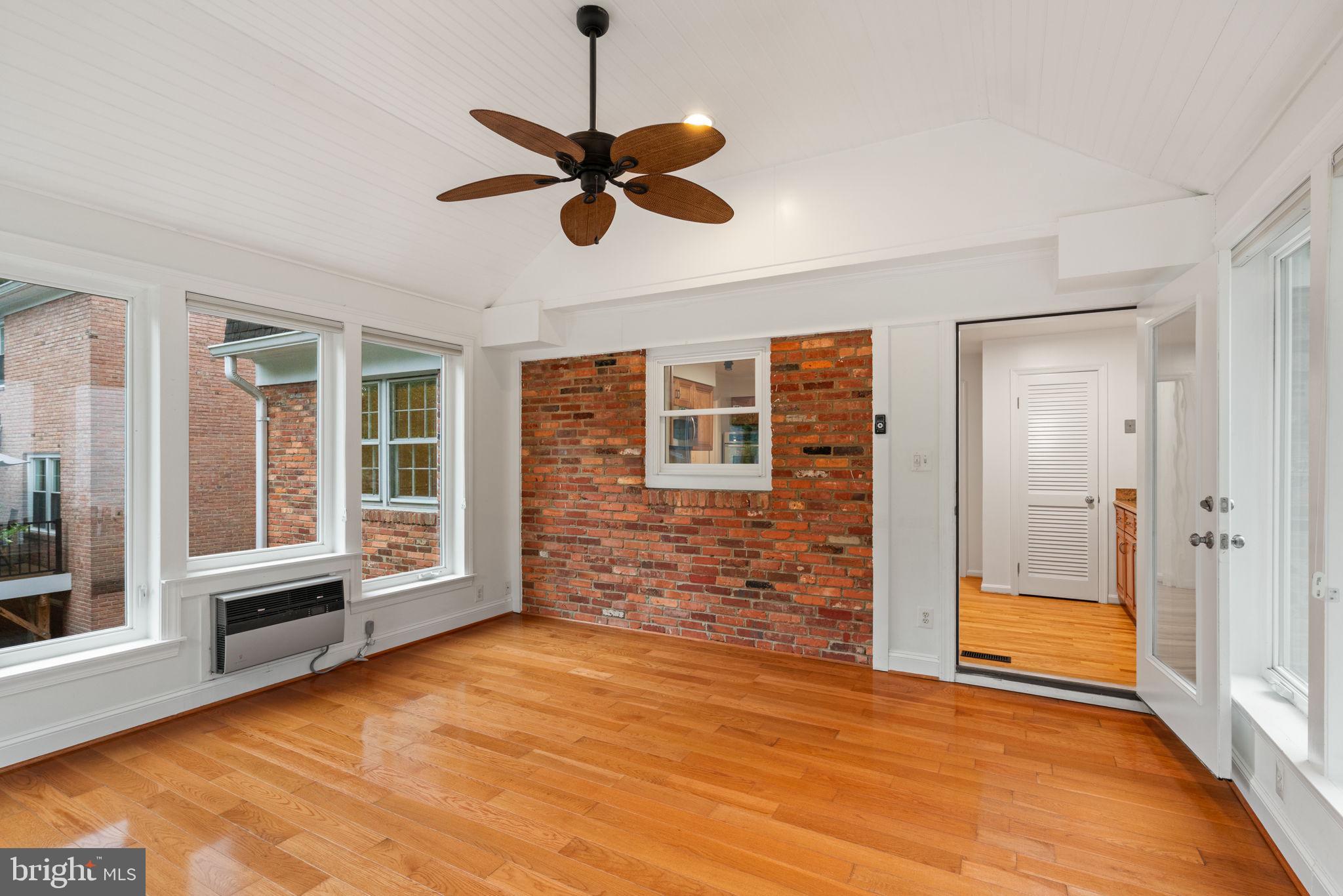 1116 Randolph Road McLean, VA 22101 - Photo 12 of 44 Family Room/Sun Room