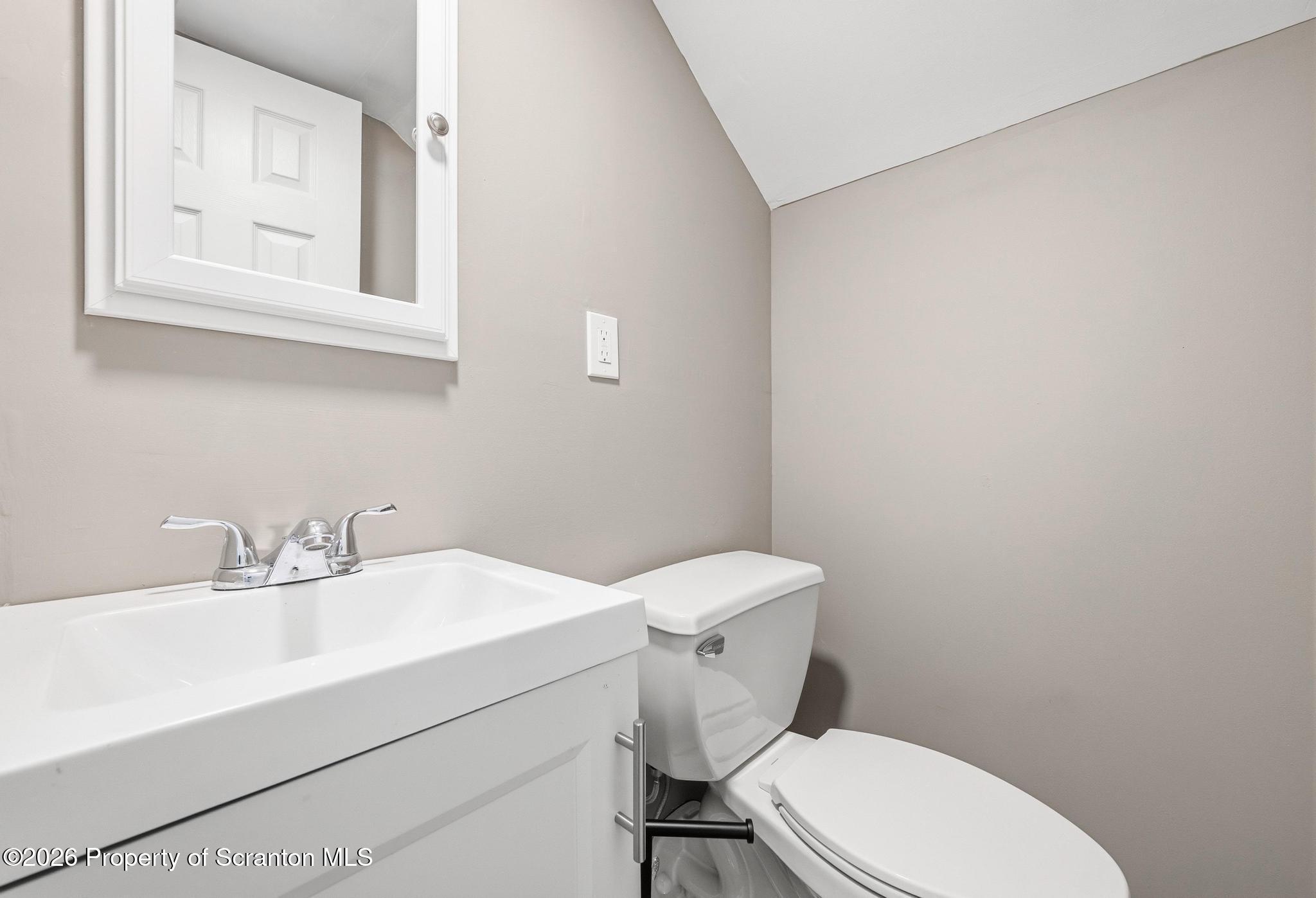 240 Craig Road, Unit A Dalton, PA 18414 - Photo 24 of 26 DSC_9154