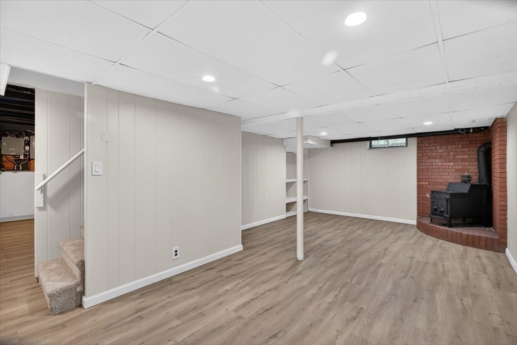 163 Powell Avenue Springfield, MA 01118 - Photo 28 of 40