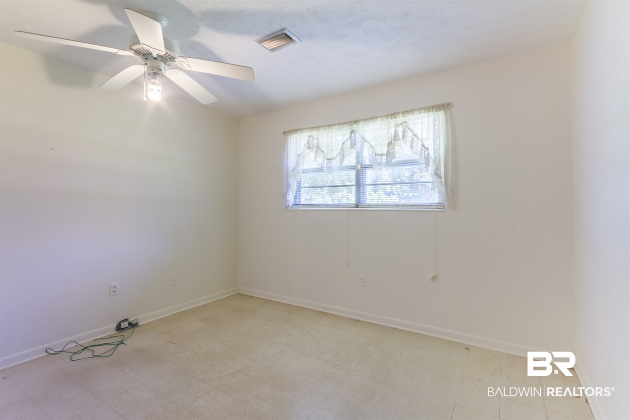 415 West Jackson Avenue Summerdale, AL 36580 - Photo 21 of 23