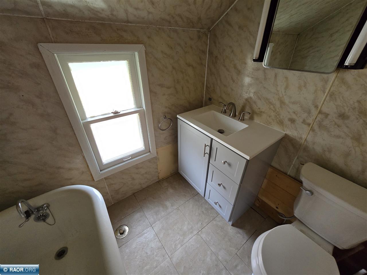 224 6th Street Southwest Chisholm, MN 55719 - Photo 18 of 20