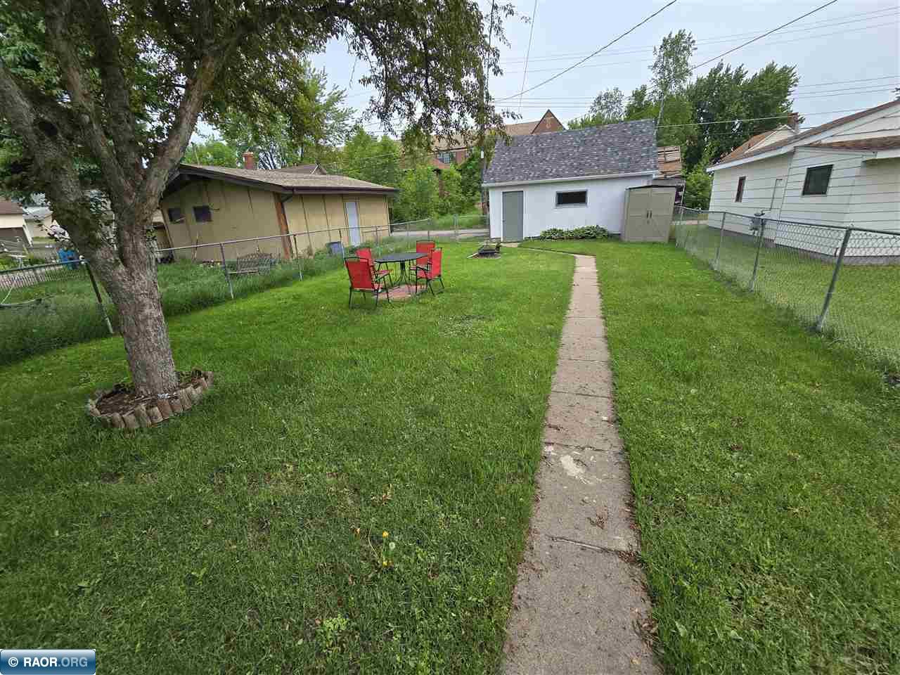224 6th Street Southwest Chisholm, MN 55719 - Photo 3 of 20