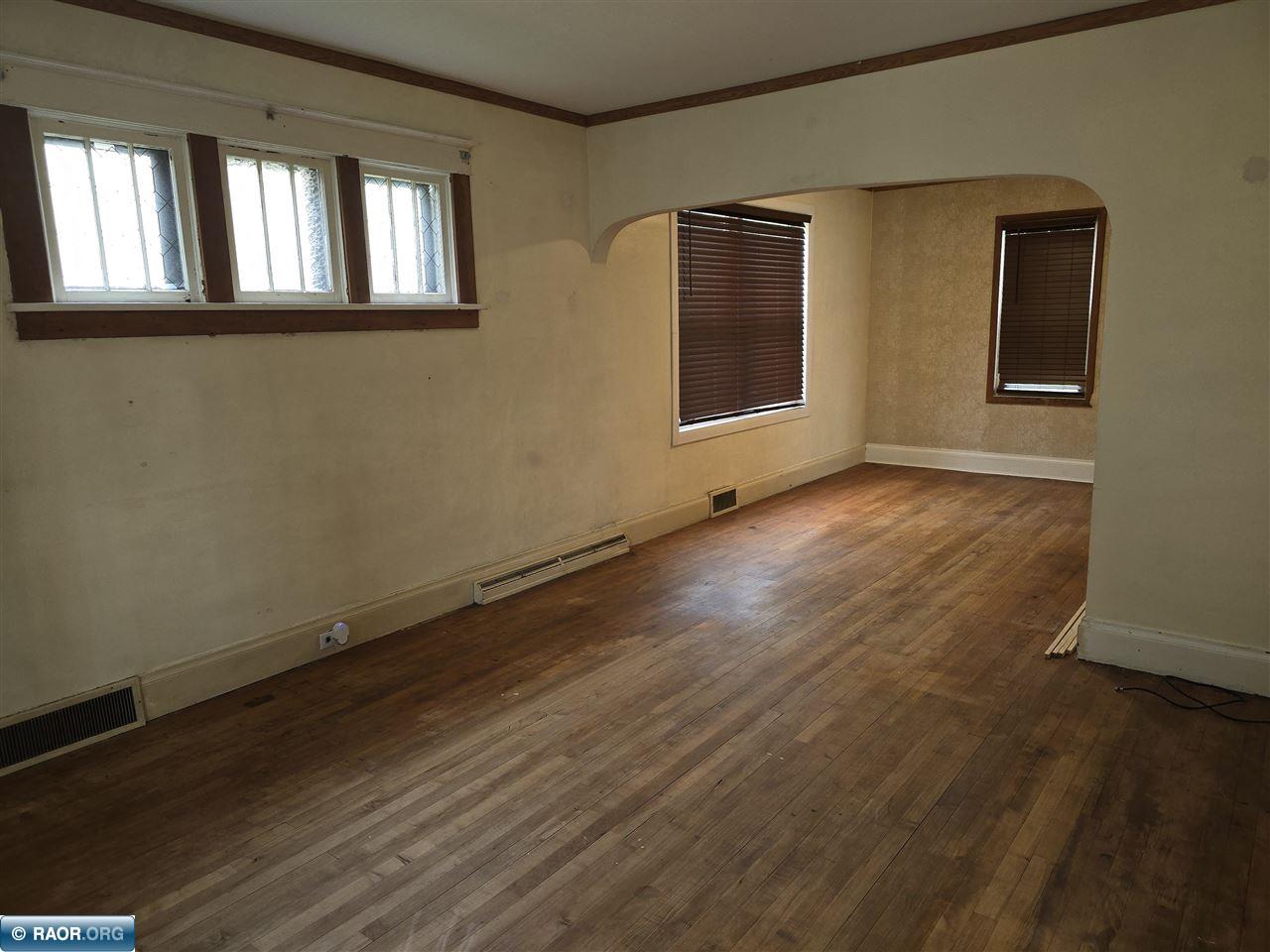 224 6th Street Southwest Chisholm, MN 55719 - Photo 7 of 20
