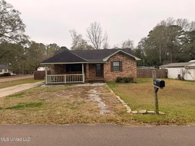 $205,000 | 309 College Street, Carthage, MS 39051