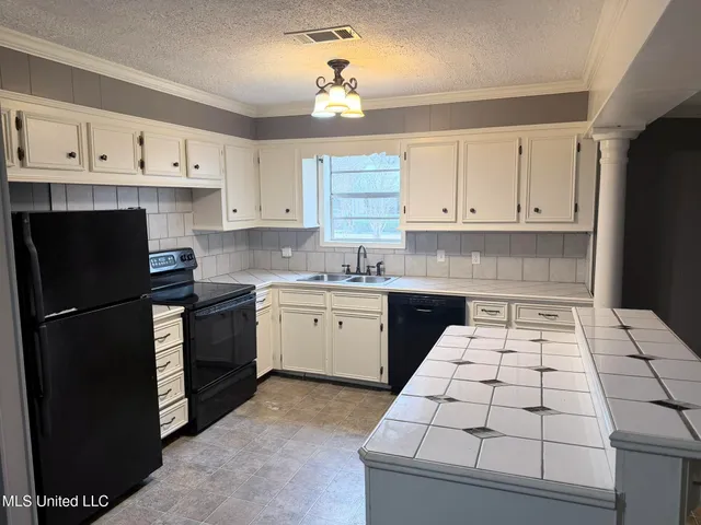 $205,000 | 309 College Street, Carthage, MS 39051