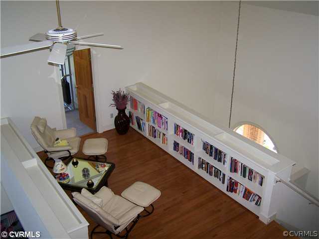 2360 Windy Run Road Manakin-Sabot, VA 23103 - Photo 11 of 12 a living room with furniture