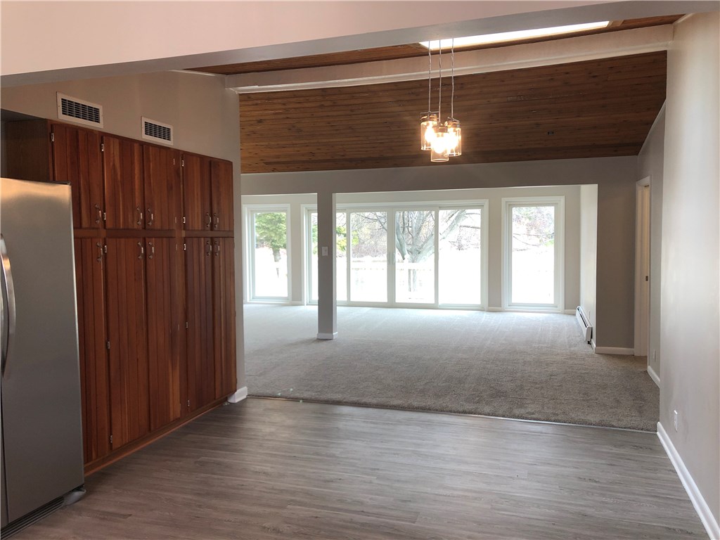 12 Lake Road Hamlin, NY 14464 - Photo 10 of 49