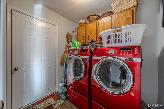 $315,000 | 20305 Harlequin Lane, Dixon, MO 65459