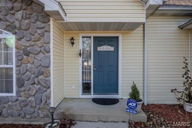 $315,000 | 20305 Harlequin Lane, Dixon, MO 65459