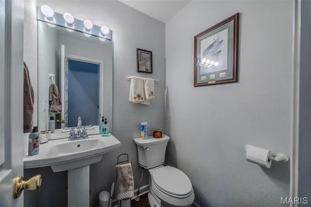 $315,000 | 20305 Harlequin Lane, Dixon, MO 65459