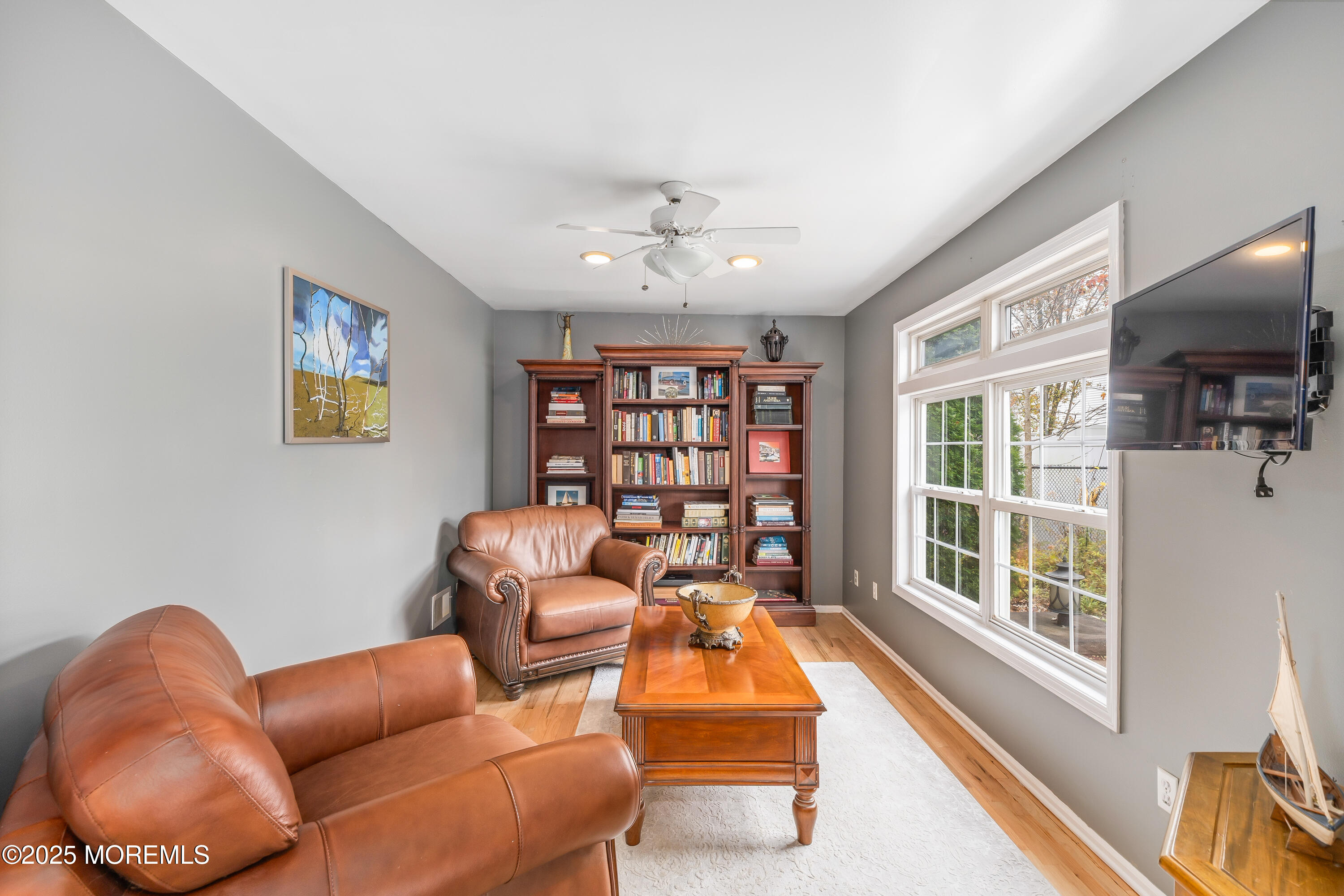 2 Kristen Court Matawan, NJ 07747 - Photo 20 of 57 Library