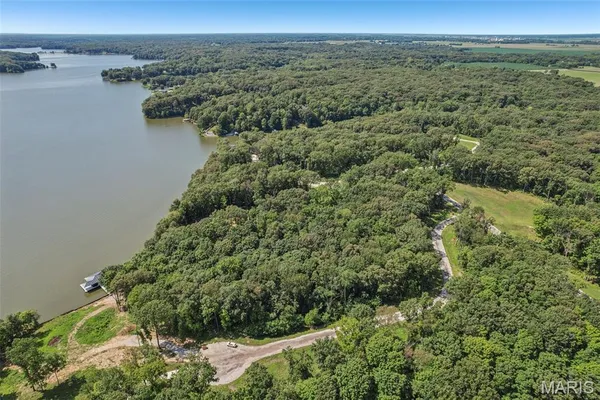 $75,000 | 20 Lake Pointe Lane, Litchfield, IL 62056