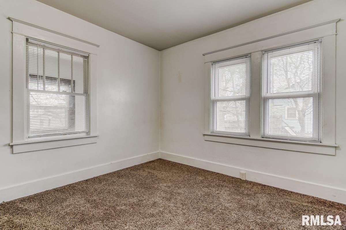 2020 South Spring Street Springfield, IL 62704 - Photo 15 of 22