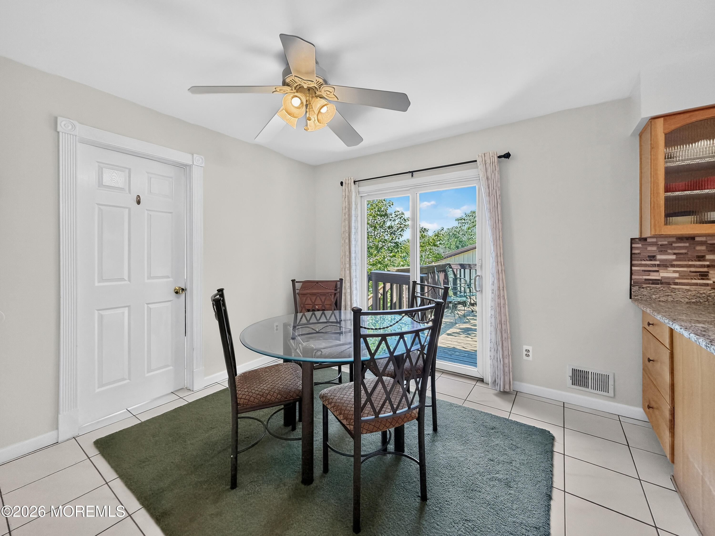 25 Rimwood Lane Howell, NJ 07731 - Photo 15 of 41 Eat in Kitchen