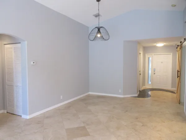 $4,000 | 4955 Southwest 35th Terrace, Hollywood, FL 33312