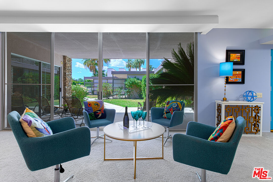 500 West Arenas Road, Unit 8 Palm Springs, CA 92262 - Photo 10 of 36