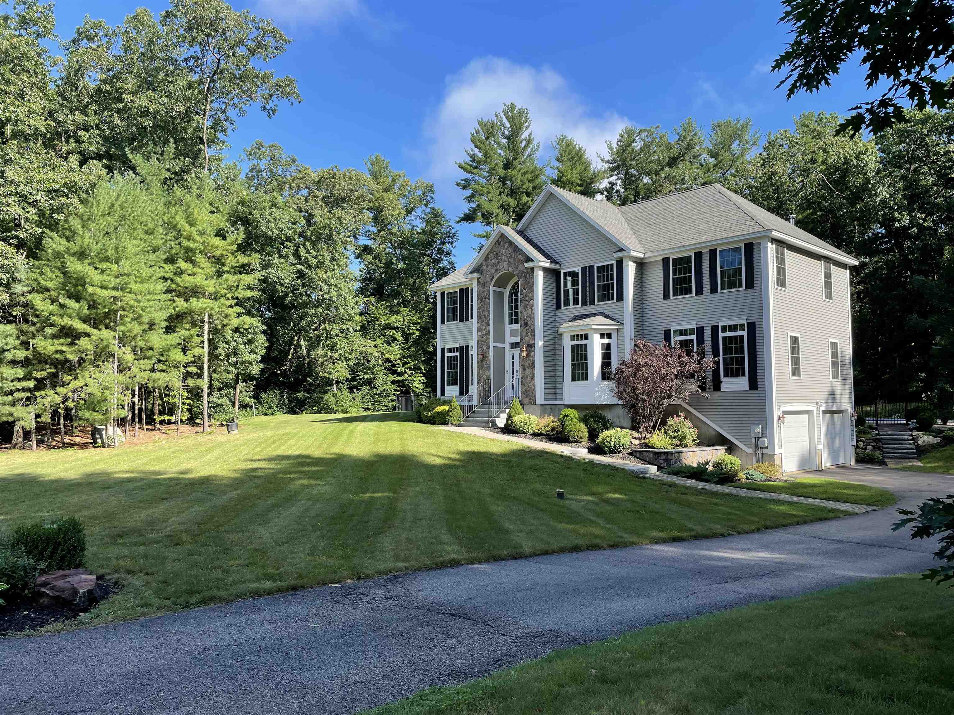 5 Settlers Ridge Road Windham, NH 03087 - Photo 1 of 35