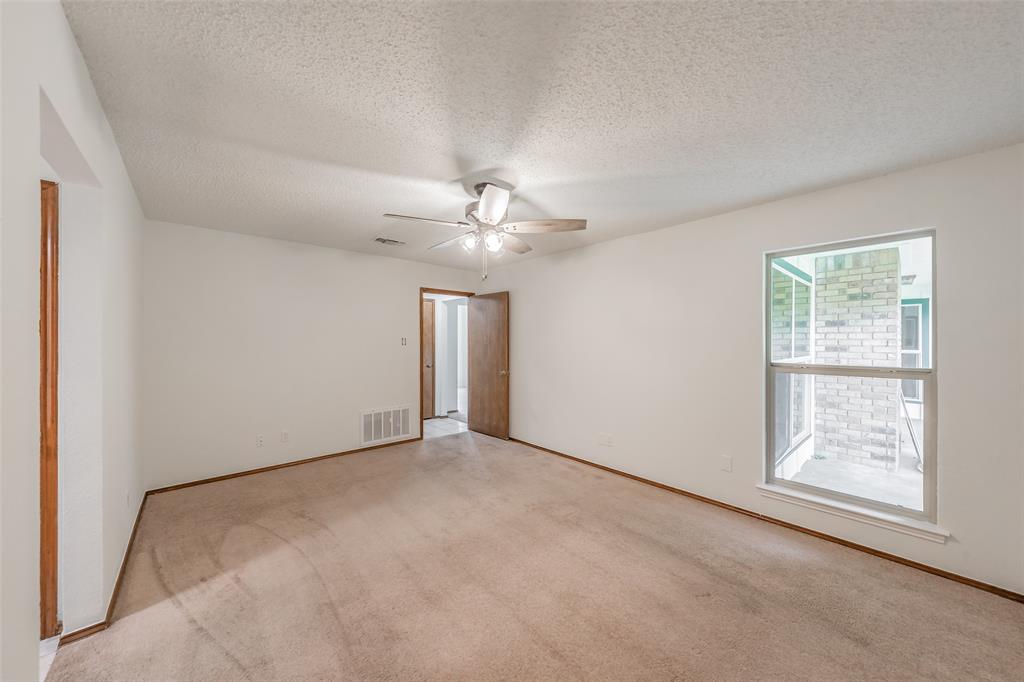 1719 Sagebrush Trail Grapevine, TX 76051 - Photo 13 of 37