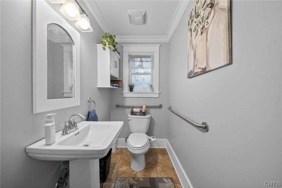 110 Genesee Street Lenox, NY 13032 - Photo 11 of 49