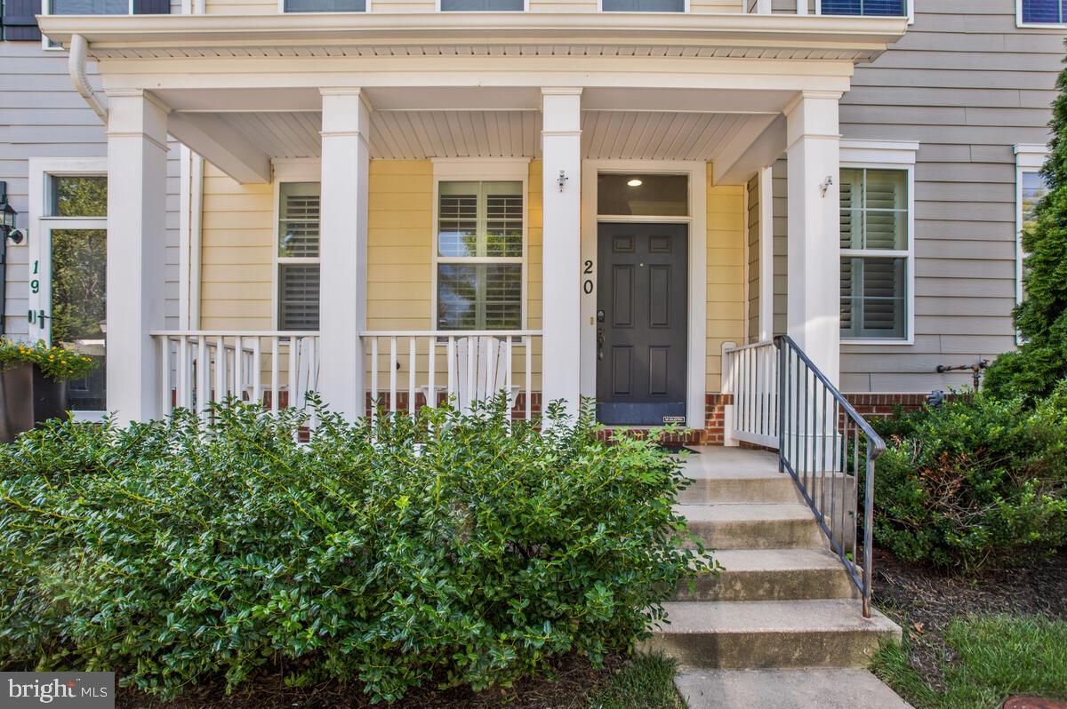 20 Boucher Place Annapolis, MD 21403 - Photo 2 of 51 Front Door with Porch
