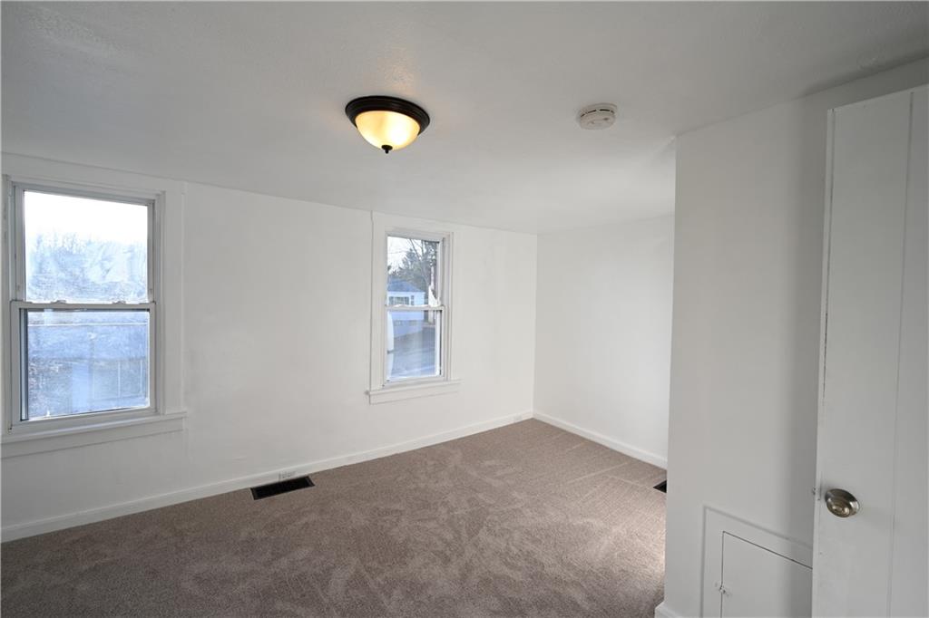 1044 Wilkins Road Pittsburgh, PA 15221 - Photo 16 of 25 Gallery Image 16