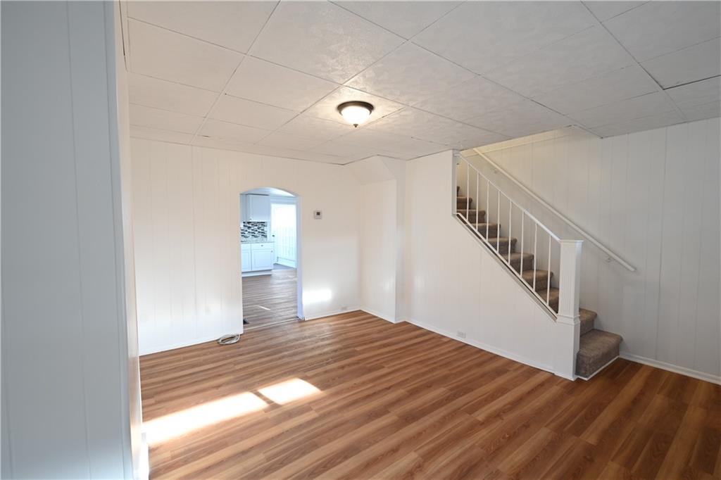 1044 Wilkins Road Pittsburgh, PA 15221 - Photo 4 of 25 Gallery Image 4