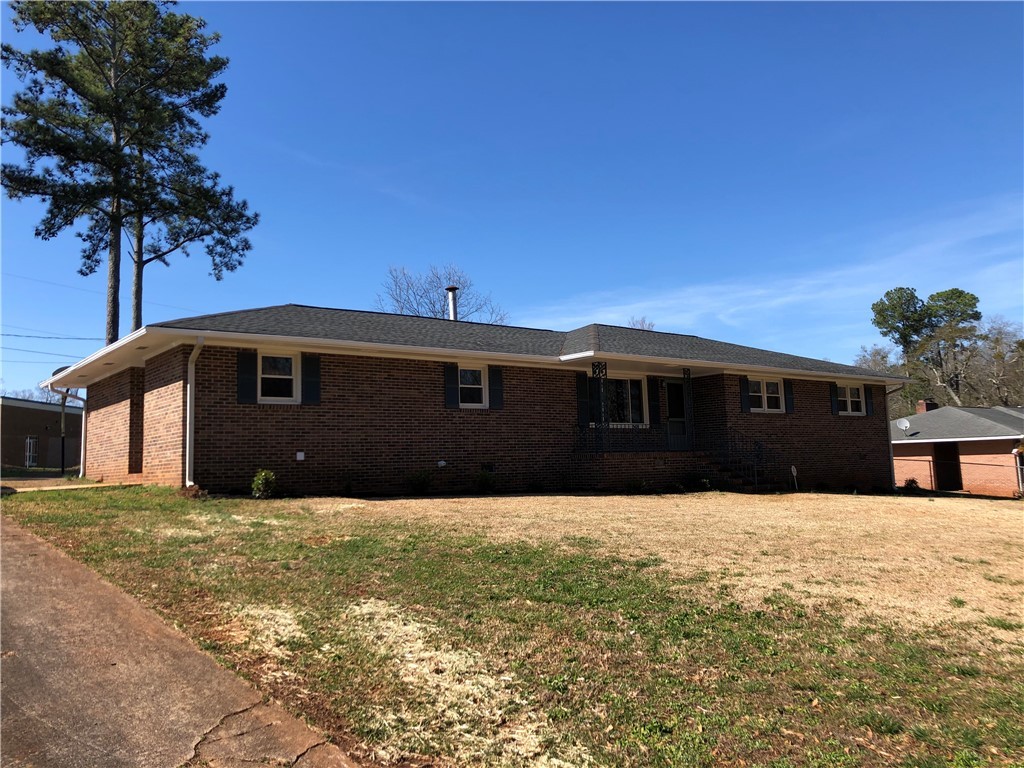 708 Cypress Lane Anderson, SC 29621 - Photo 1 of 20 Gallery Image 1