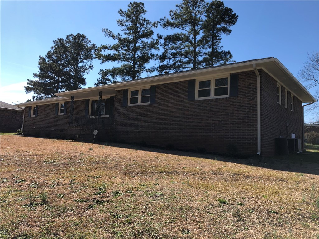 708 Cypress Lane Anderson, SC 29621 - Photo 2 of 20 Gallery Image 2