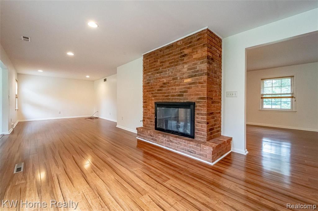 6914 Halyard Road Bloomfield Hills, MI 48301 - Photo 11 of 44