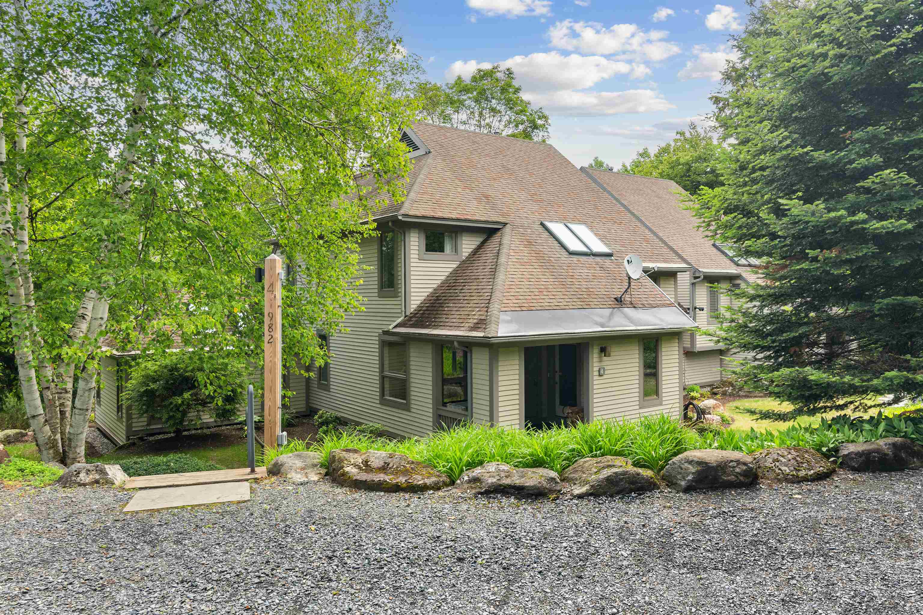 982 Brook Road, Unit 4 Stowe, VT 05672 - Photo 2 of 56