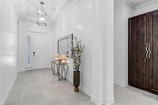 a view of a livingroom with furniture and garage