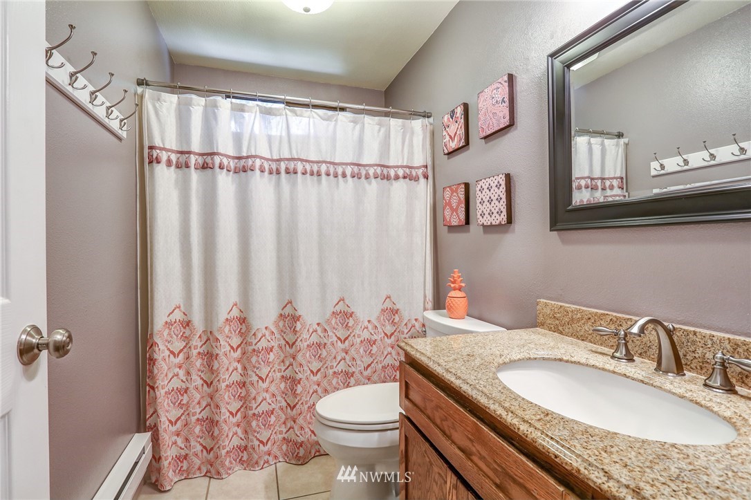 16775 Seminole Road Northeast Poulsbo, WA 98370 - Photo 14 of 25 Gallery Image 14