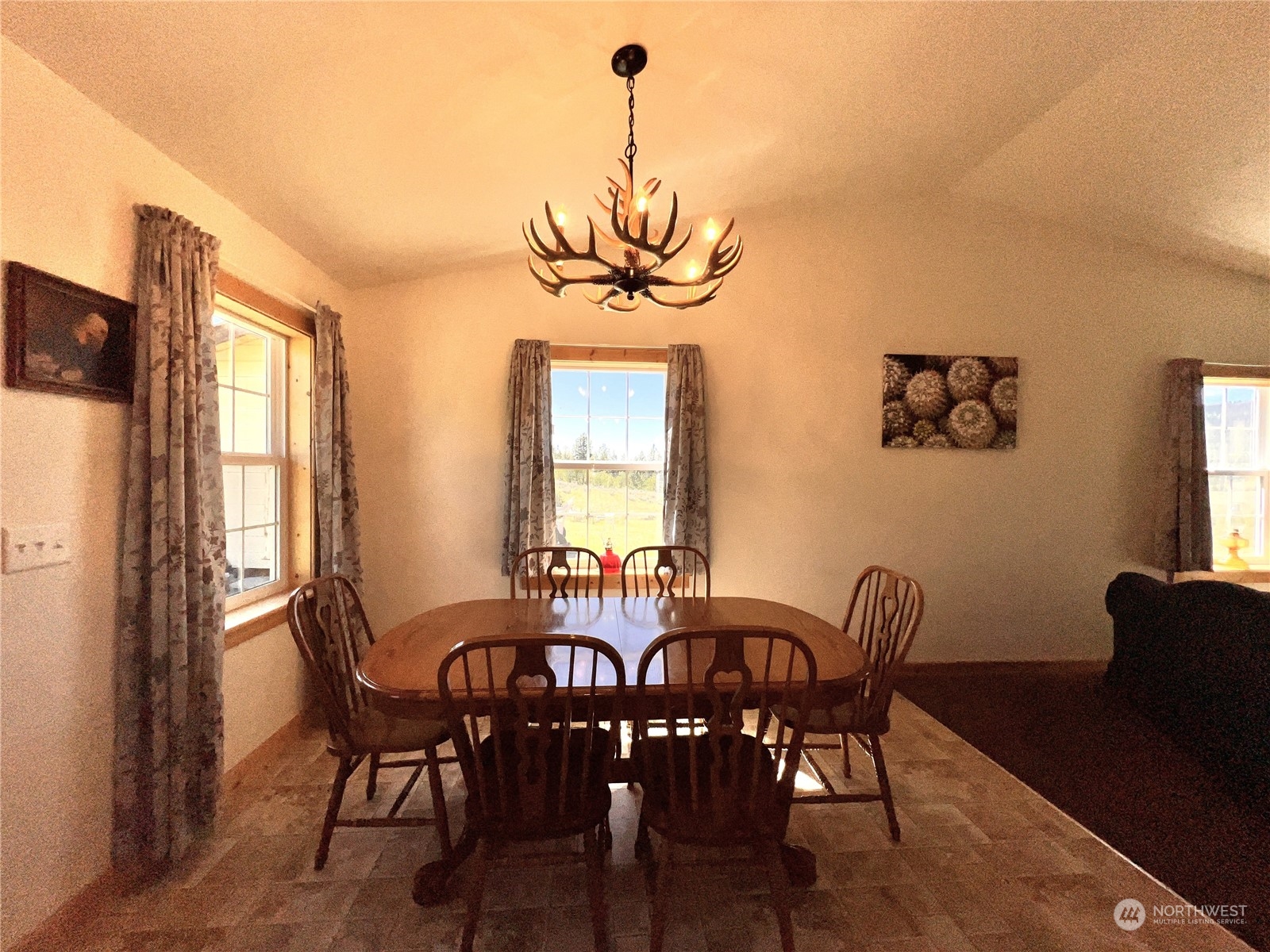 56 Highvalley Road East Tonasket, WA 98855 - Photo 6 of 39 Gallery Image 6