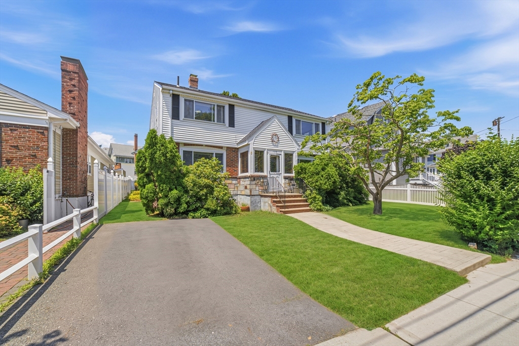 126 Brookfield Road Winthrop, MA 02152 - Photo 3 of 39